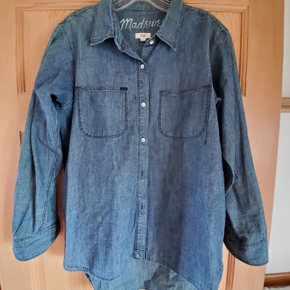 NWOT Madewell Perfect Ex-Boyfriend Chambray shirt